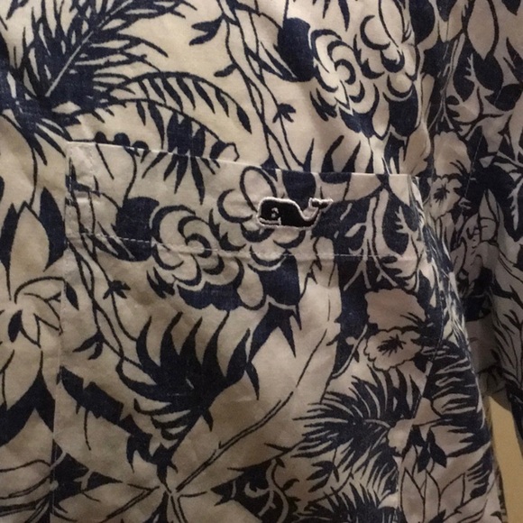 Vineyard Vines Floral Slim Fit Tucker Shirt in 100% Blue and White Cotton (XL) - Picture 6 of 7